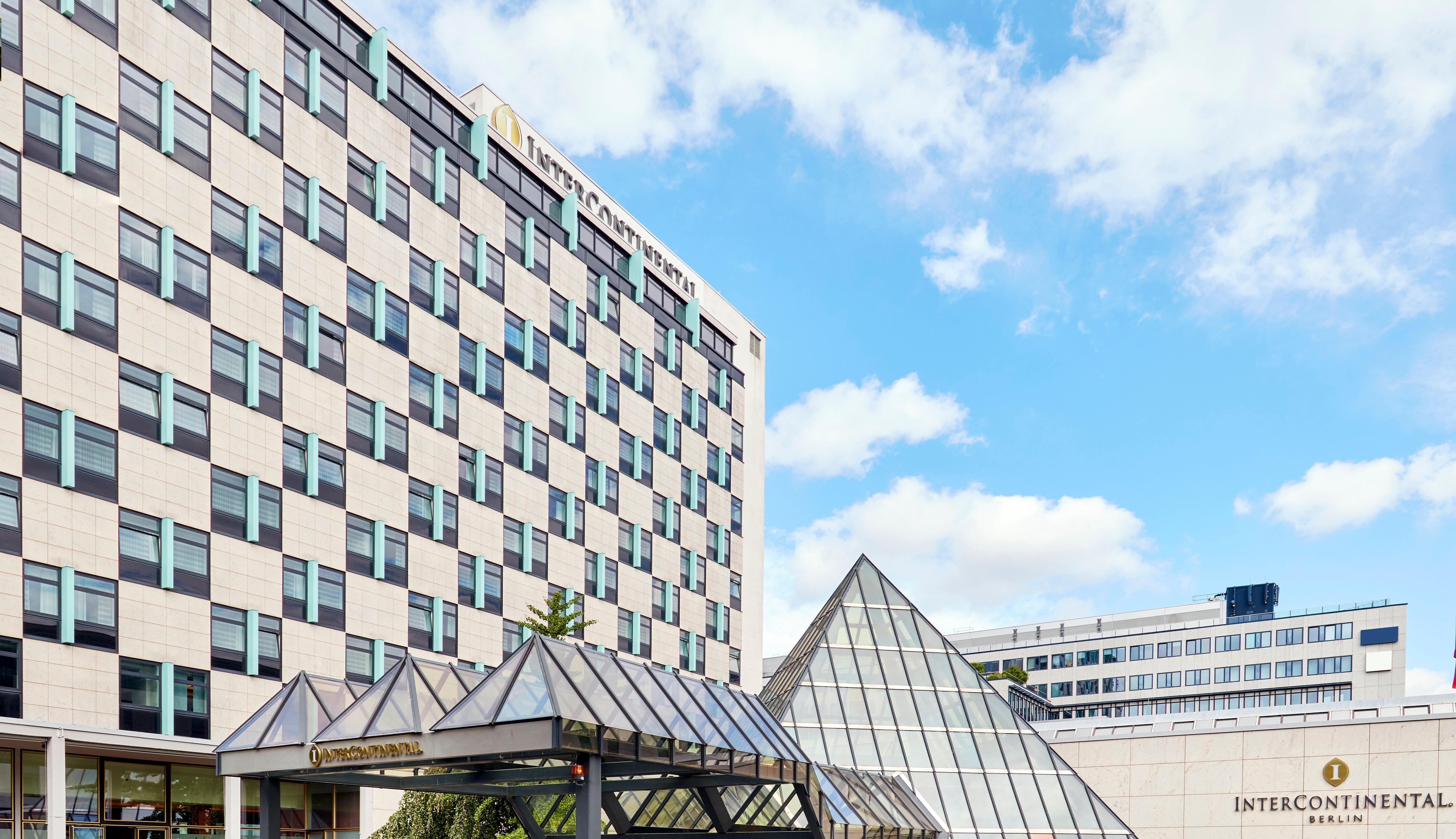 Intercontinental Berlin By Ihg Hotel Bagian luar foto The InterContinental London The O2