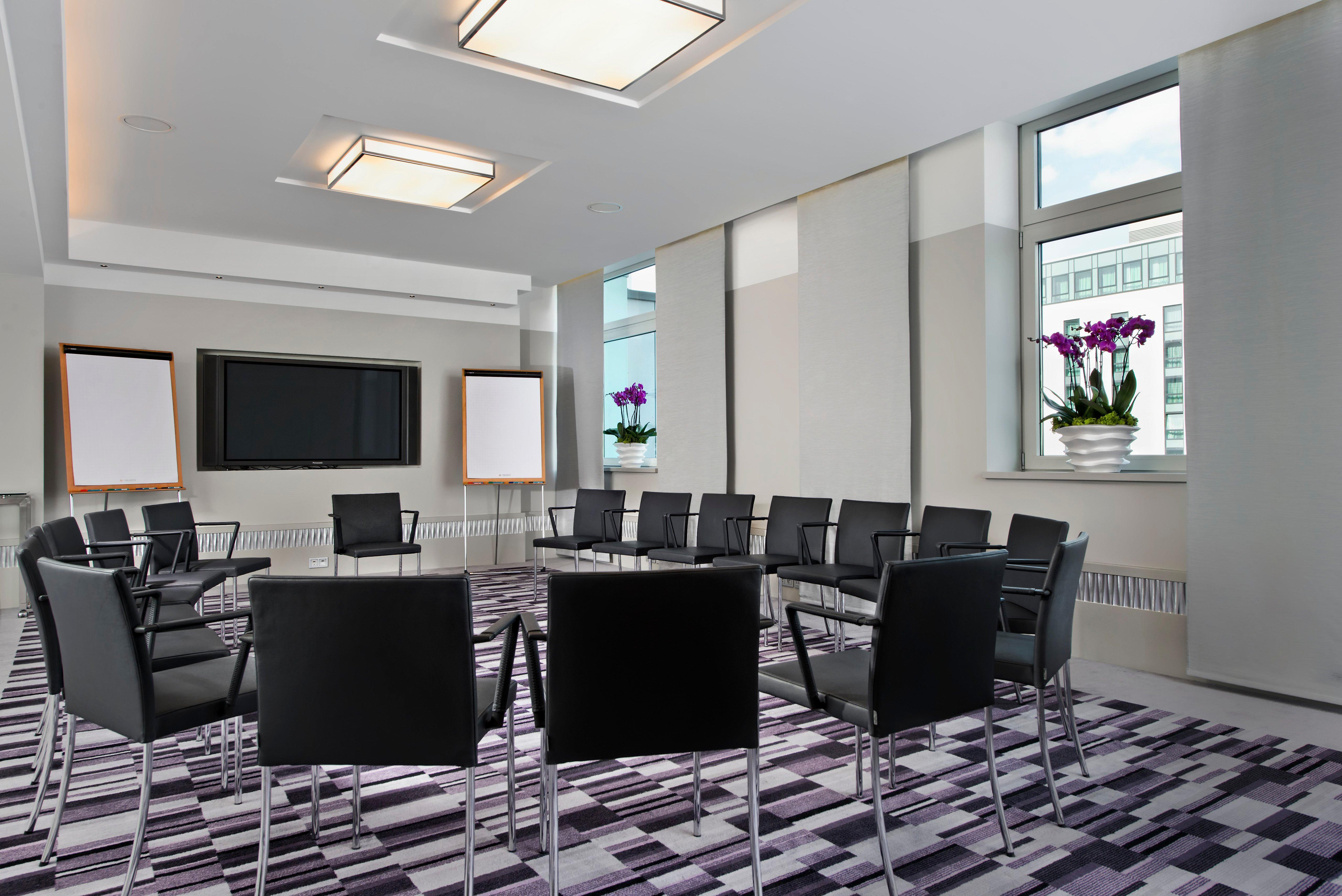 Intercontinental Berlin By Ihg Hotel Bagian luar foto Meeting room